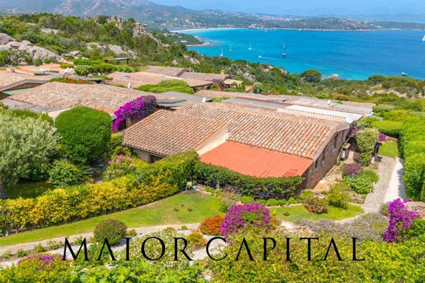 casa indipendente in vendita a San Teodoro(ME)
