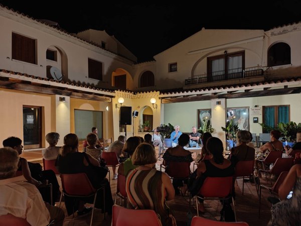 negozio in vendita a San Teodoro(ME)