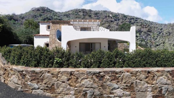 casa indipendente in vendita a San Teodoro(ME)