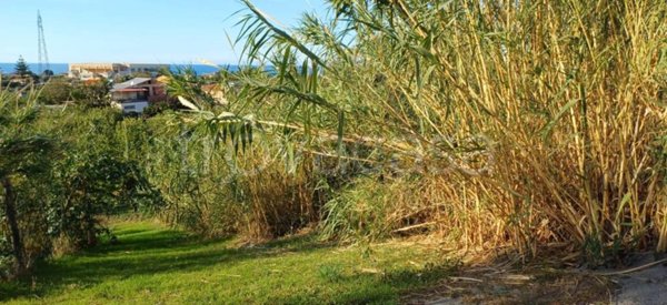 terreno agricolo in vendita a Santo Stefano di Camastra