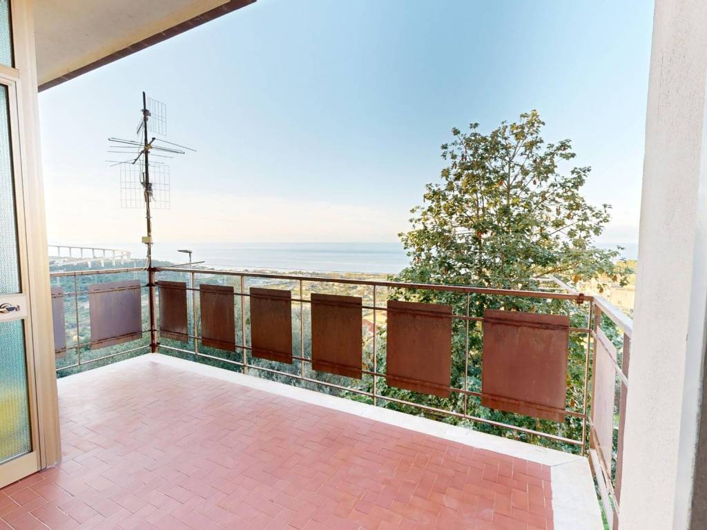 appartamento in vendita a Santo Stefano di Camastra
