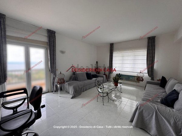 appartamento in vendita a Santo Stefano di Camastra