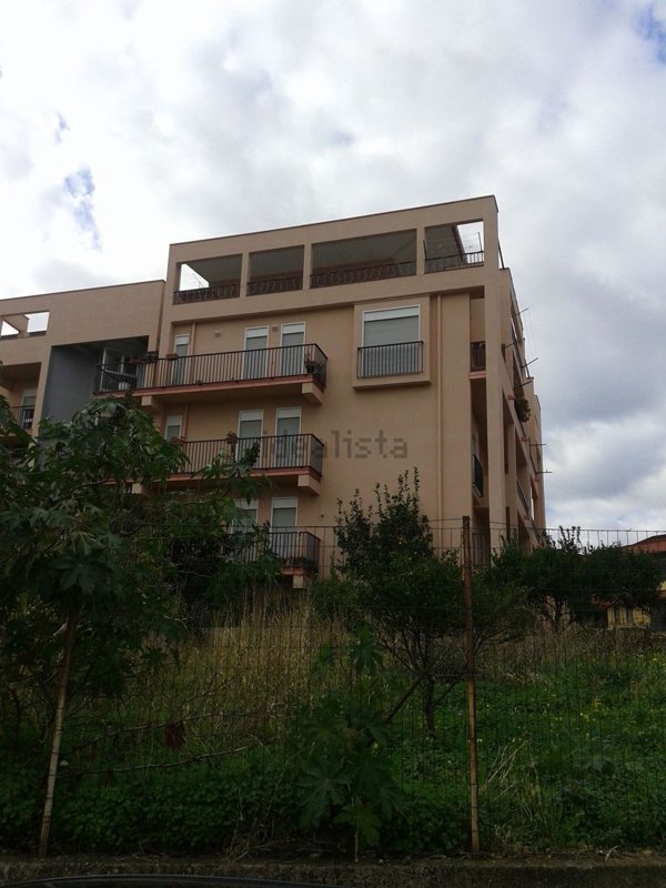 appartamento in vendita a Santo Stefano di Camastra