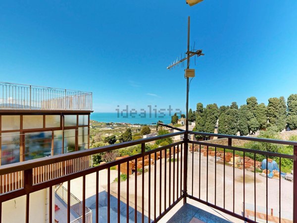 appartamento in vendita a Santo Stefano di Camastra