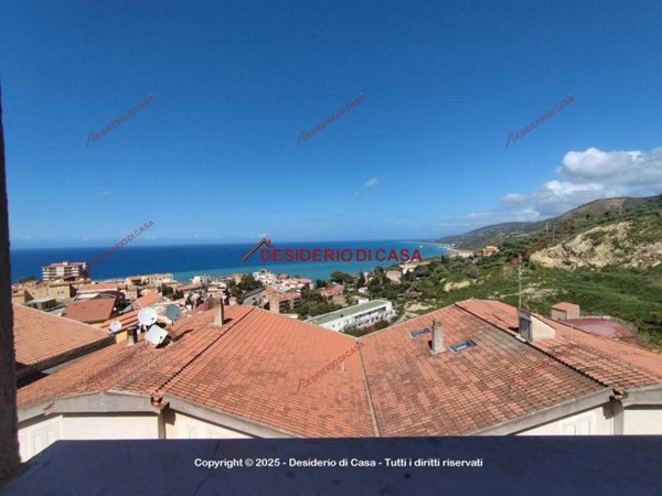 appartamento in vendita a Santo Stefano di Camastra