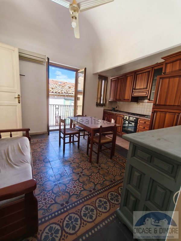 appartamento in vendita a Santo Stefano di Camastra