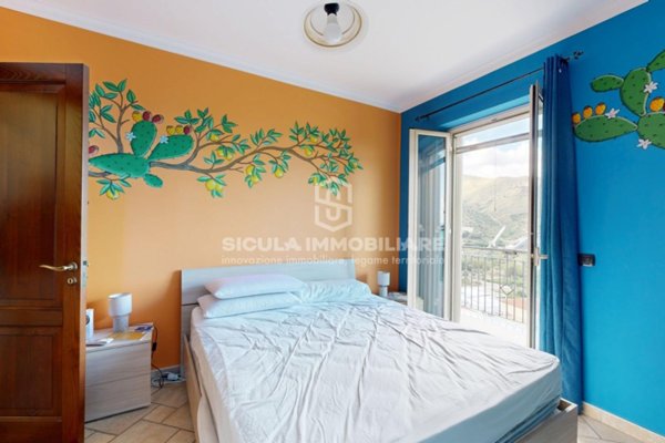 appartamento in vendita a Santo Stefano di Camastra