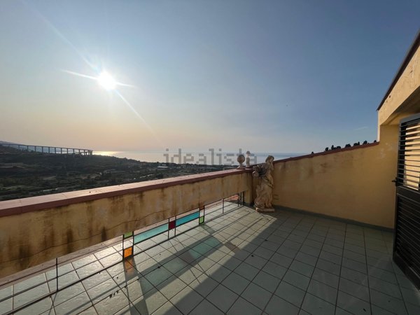 appartamento in vendita a Santo Stefano di Camastra