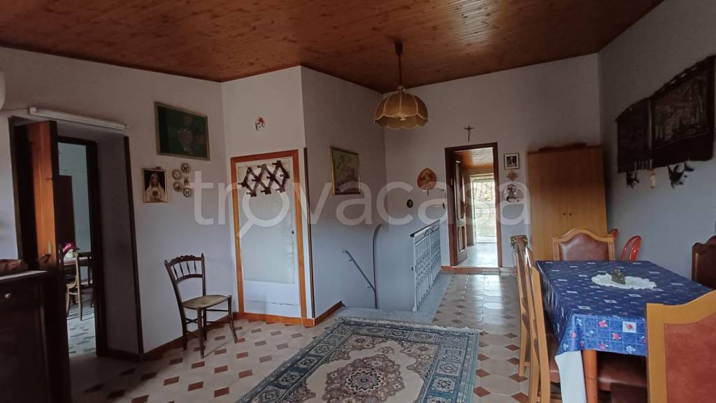 casa indipendente in vendita a Santo Stefano di Camastra