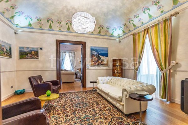 casa indipendente in vendita a Santo Stefano di Camastra