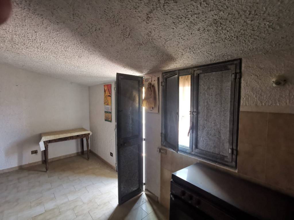 casa indipendente in vendita a Santo Stefano di Camastra