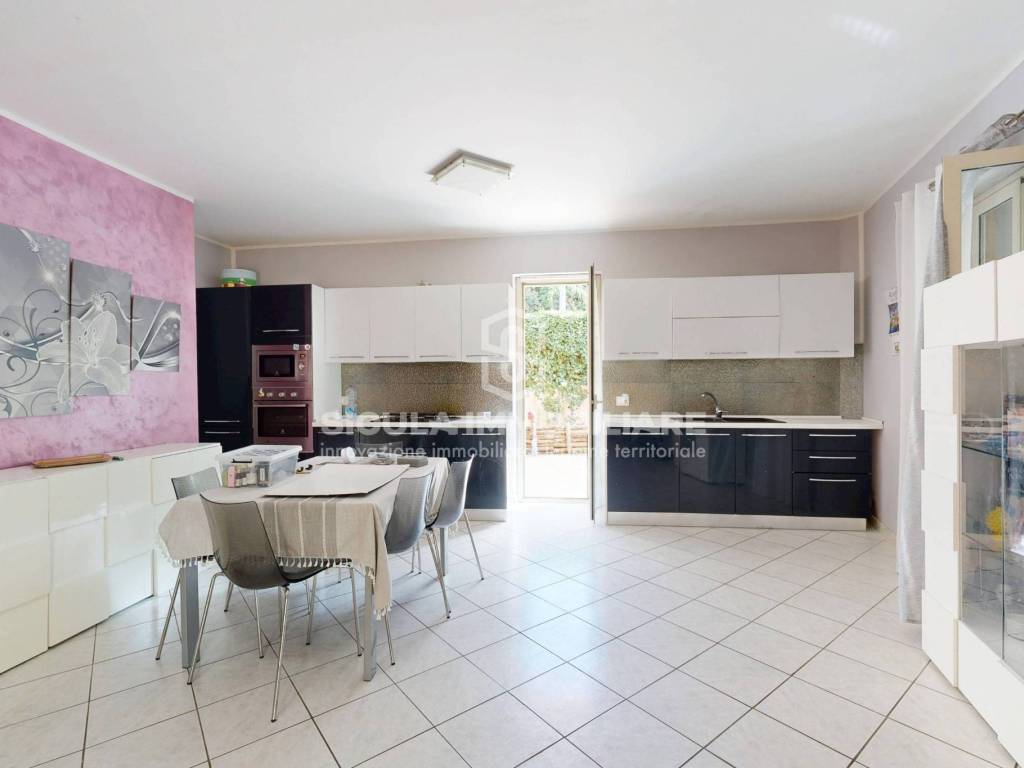 appartamento in vendita a Santo Stefano di Camastra