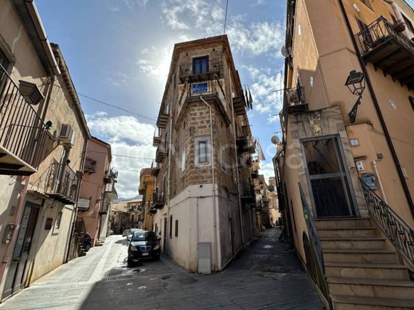 appartamento in vendita a Santo Stefano di Camastra