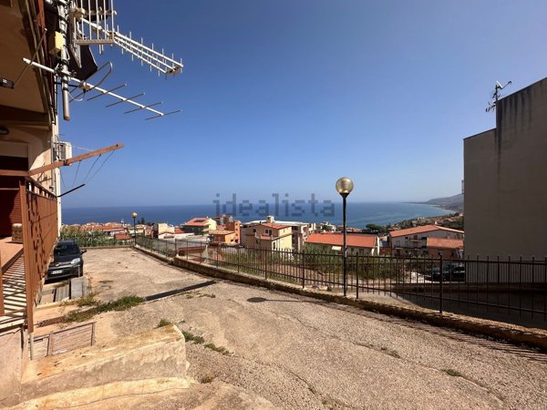 appartamento in vendita a Santo Stefano di Camastra