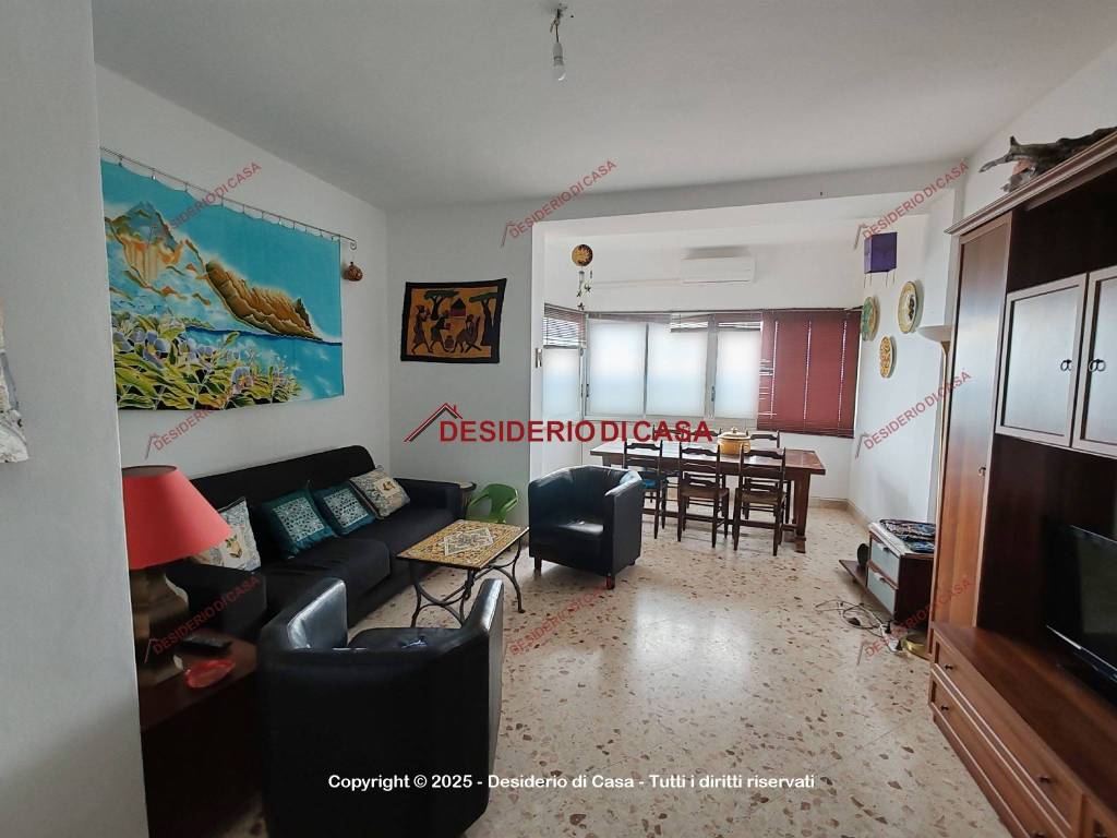 appartamento in vendita a Santo Stefano di Camastra