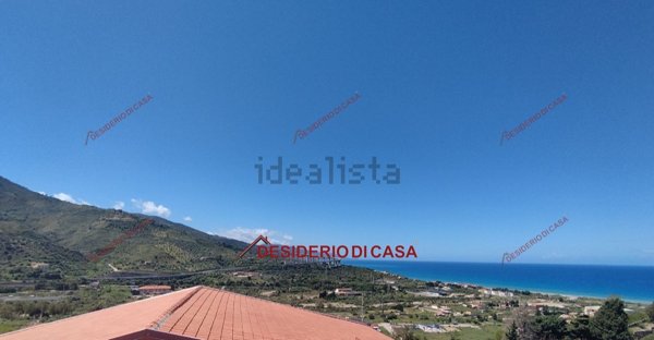 appartamento in vendita a Santo Stefano di Camastra