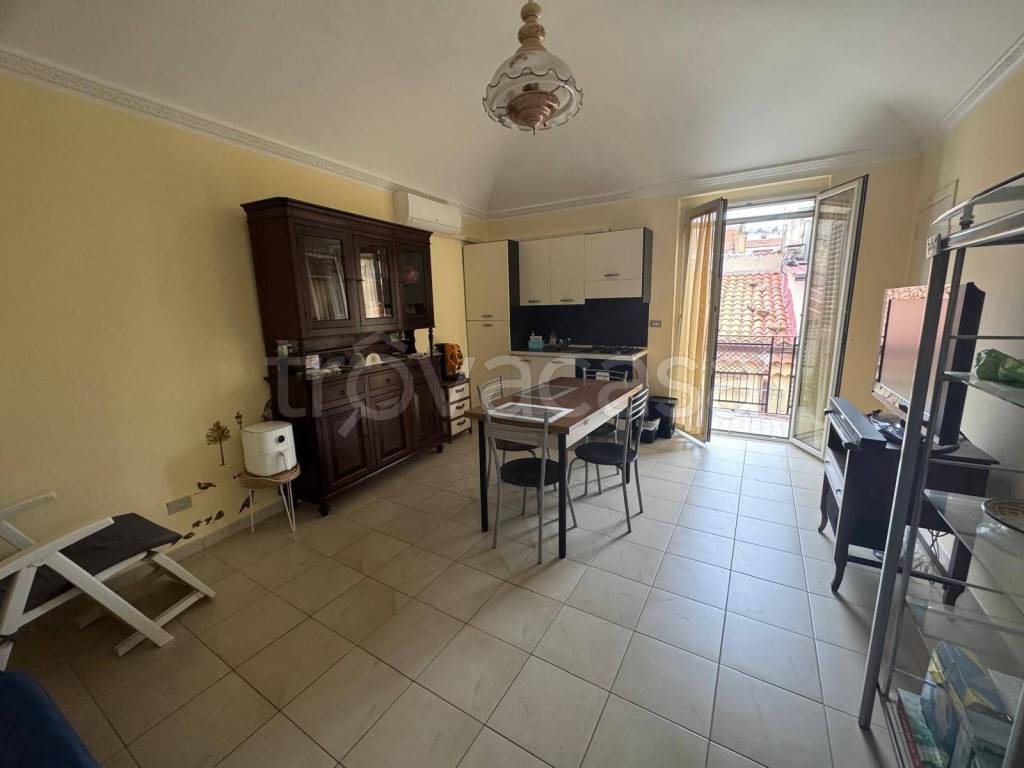 appartamento in vendita a Santo Stefano di Camastra