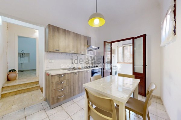 appartamento in vendita a Santo Stefano di Camastra