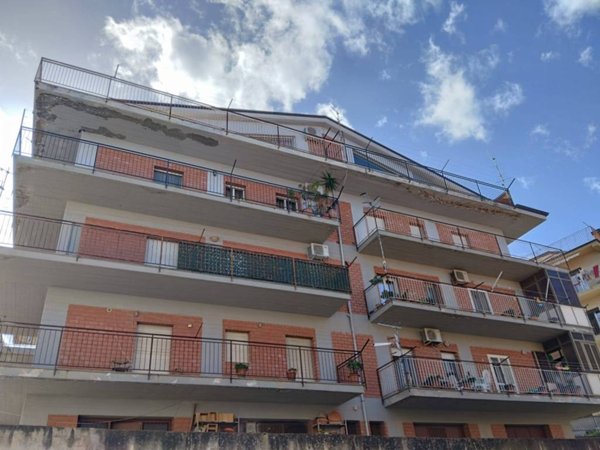 appartamento in vendita a Santo Stefano di Camastra