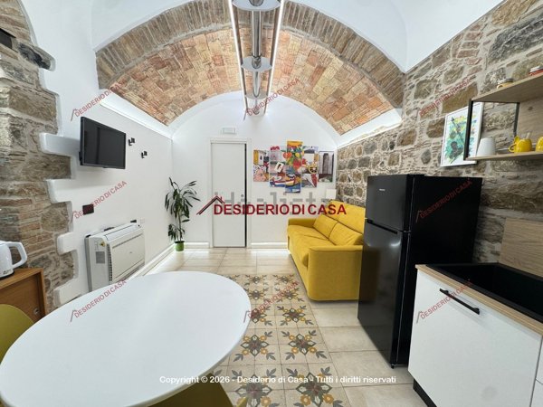 appartamento in vendita a Santo Stefano di Camastra