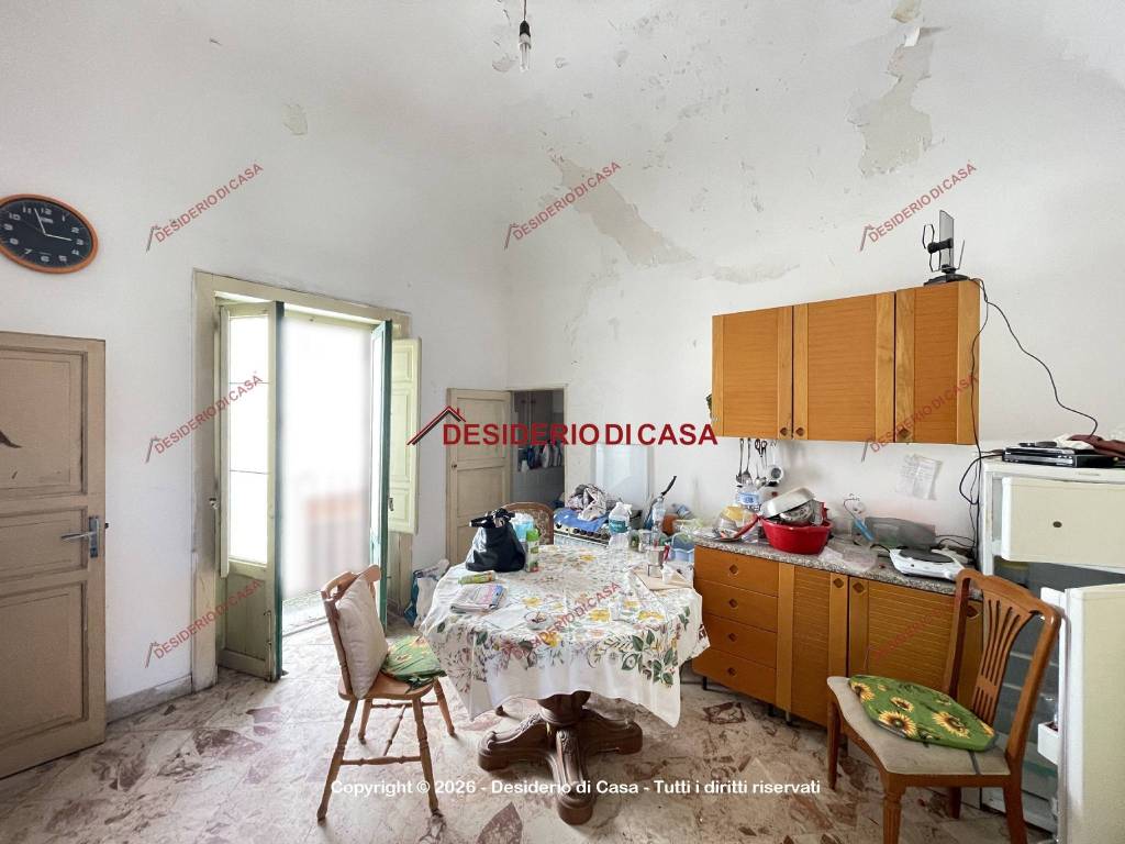 casa indipendente in vendita a Santo Stefano di Camastra