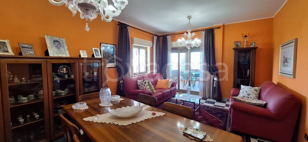 appartamento in vendita a Santo Stefano di Camastra