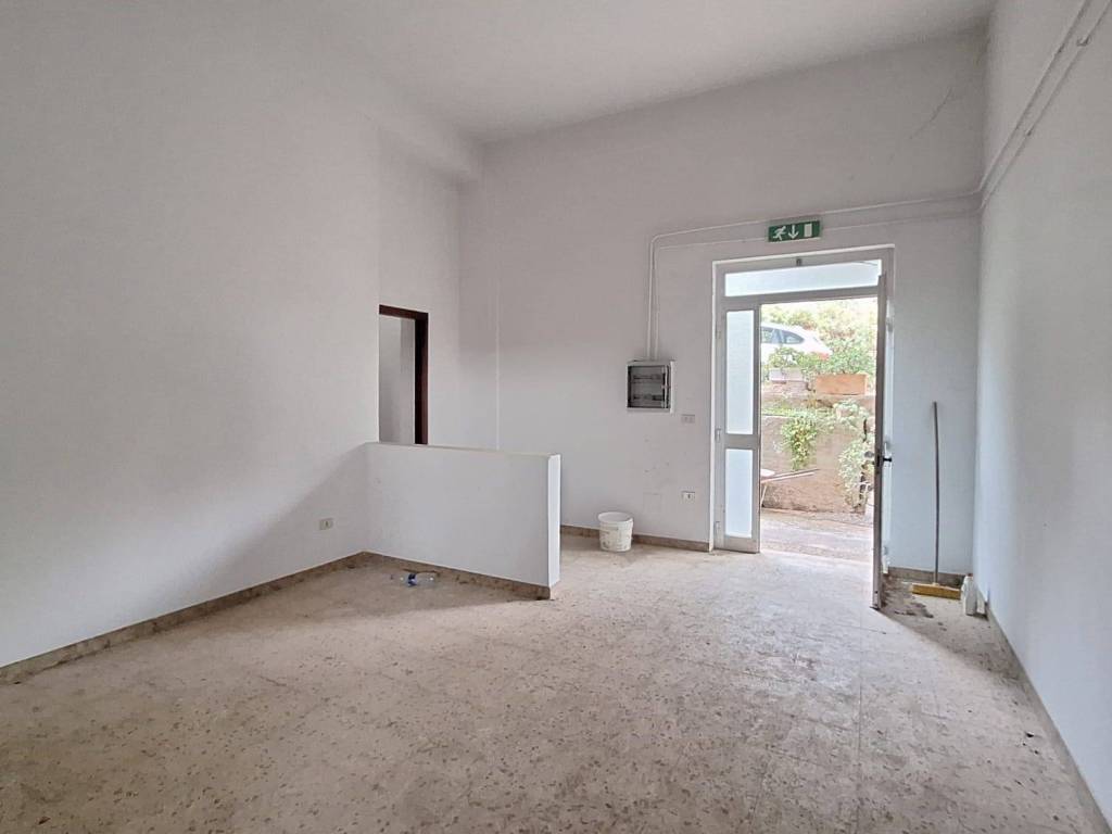 negozio in vendita a Santo Stefano di Camastra