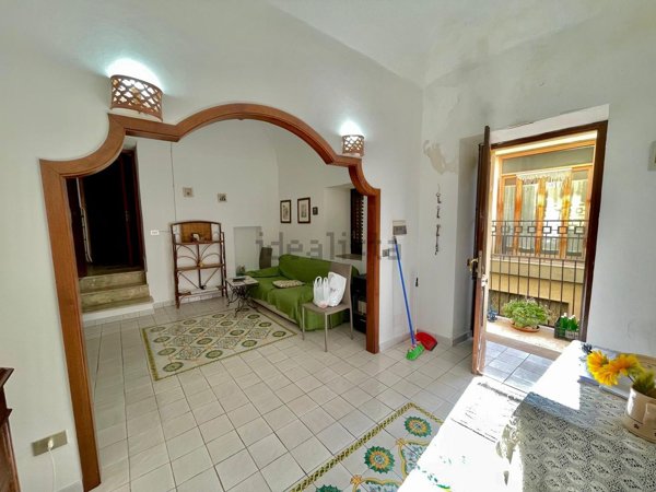 appartamento in vendita a Santo Stefano di Camastra