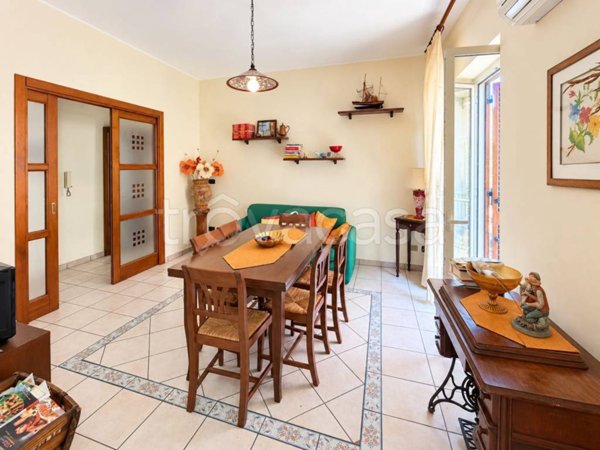 appartamento in vendita a Santo Stefano di Camastra