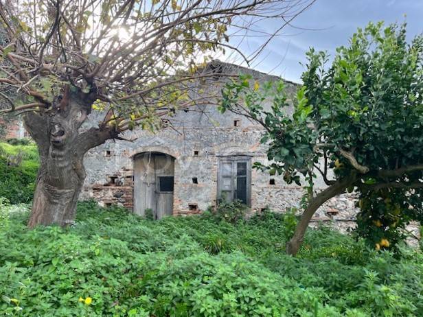 casa indipendente in vendita a Saponara