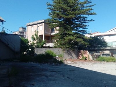 capannone in vendita a Saponara