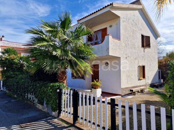 casa indipendente in vendita a Saponara