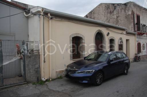 casa indipendente in vendita a Saponara