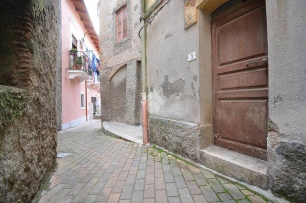 casa indipendente in vendita a Saponara