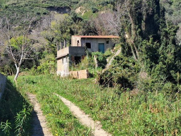 terreno agricolo in vendita a Saponara