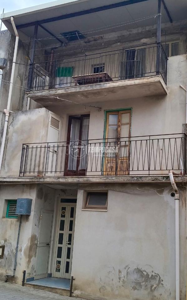 casa indipendente in vendita a Saponara