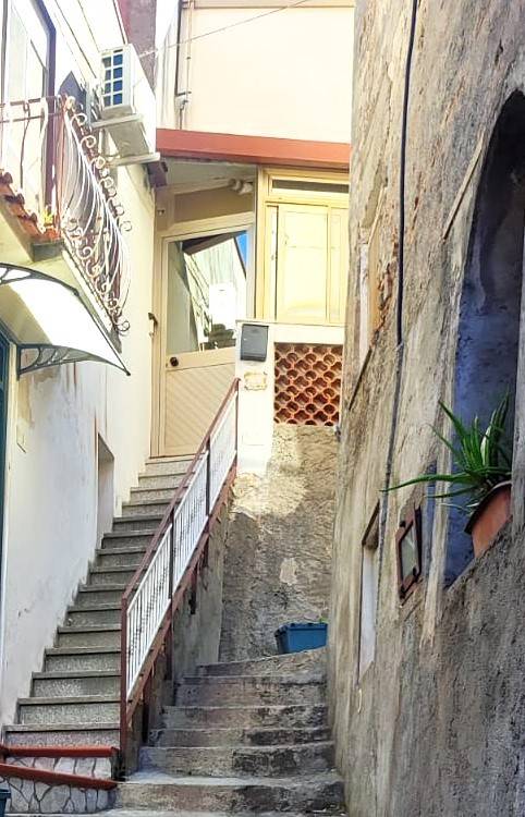 casa indipendente in vendita a Saponara