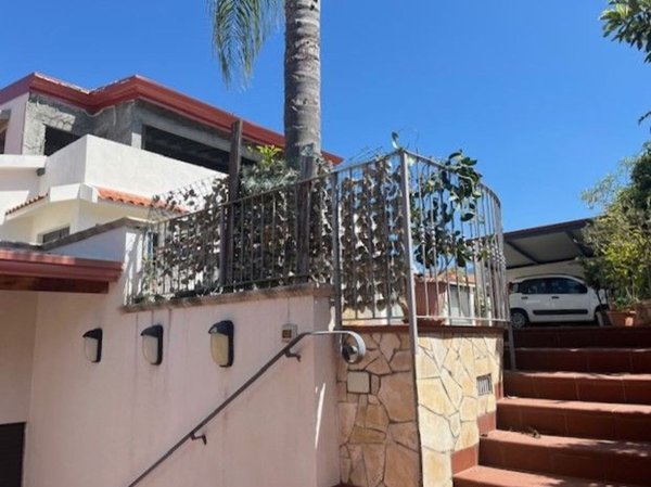 casa indipendente in vendita a Saponara