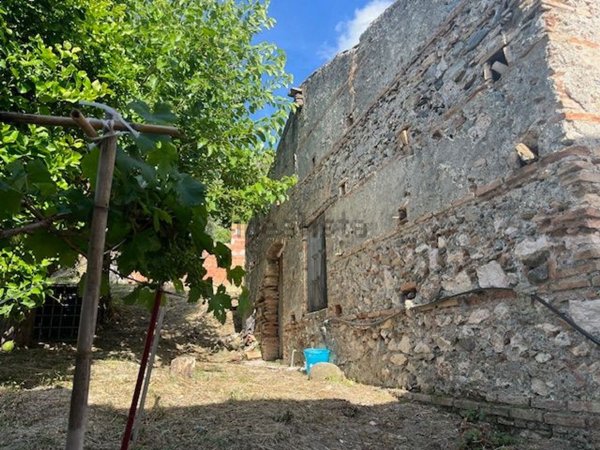 casa indipendente in vendita a Saponara