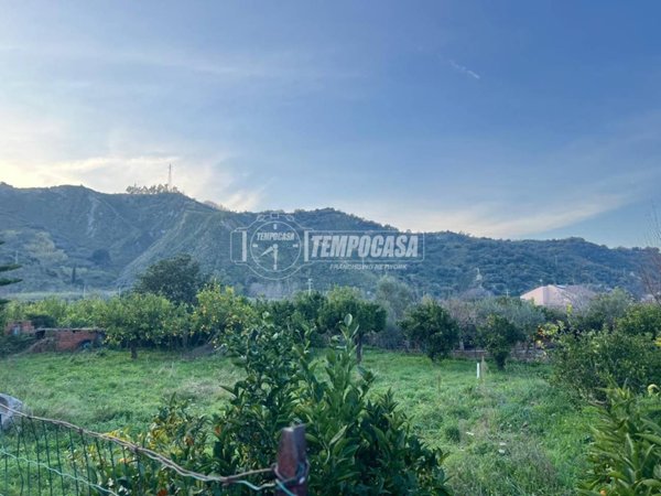 casa indipendente in vendita a Saponara