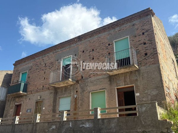 casa indipendente in vendita a Saponara