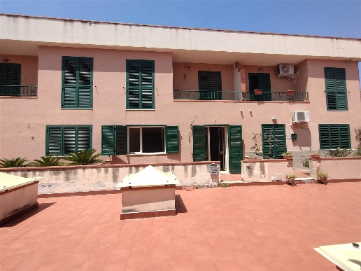 casa indipendente in vendita a Saponara