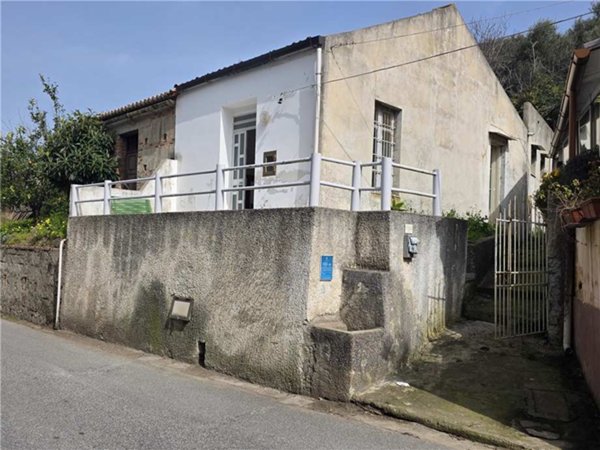casa indipendente in vendita a Saponara