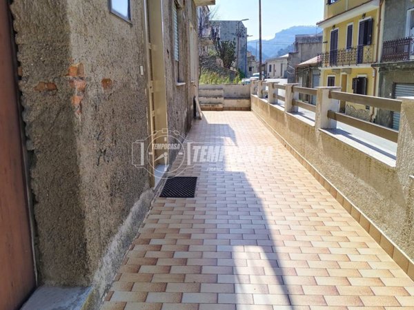 casa indipendente in vendita a Saponara