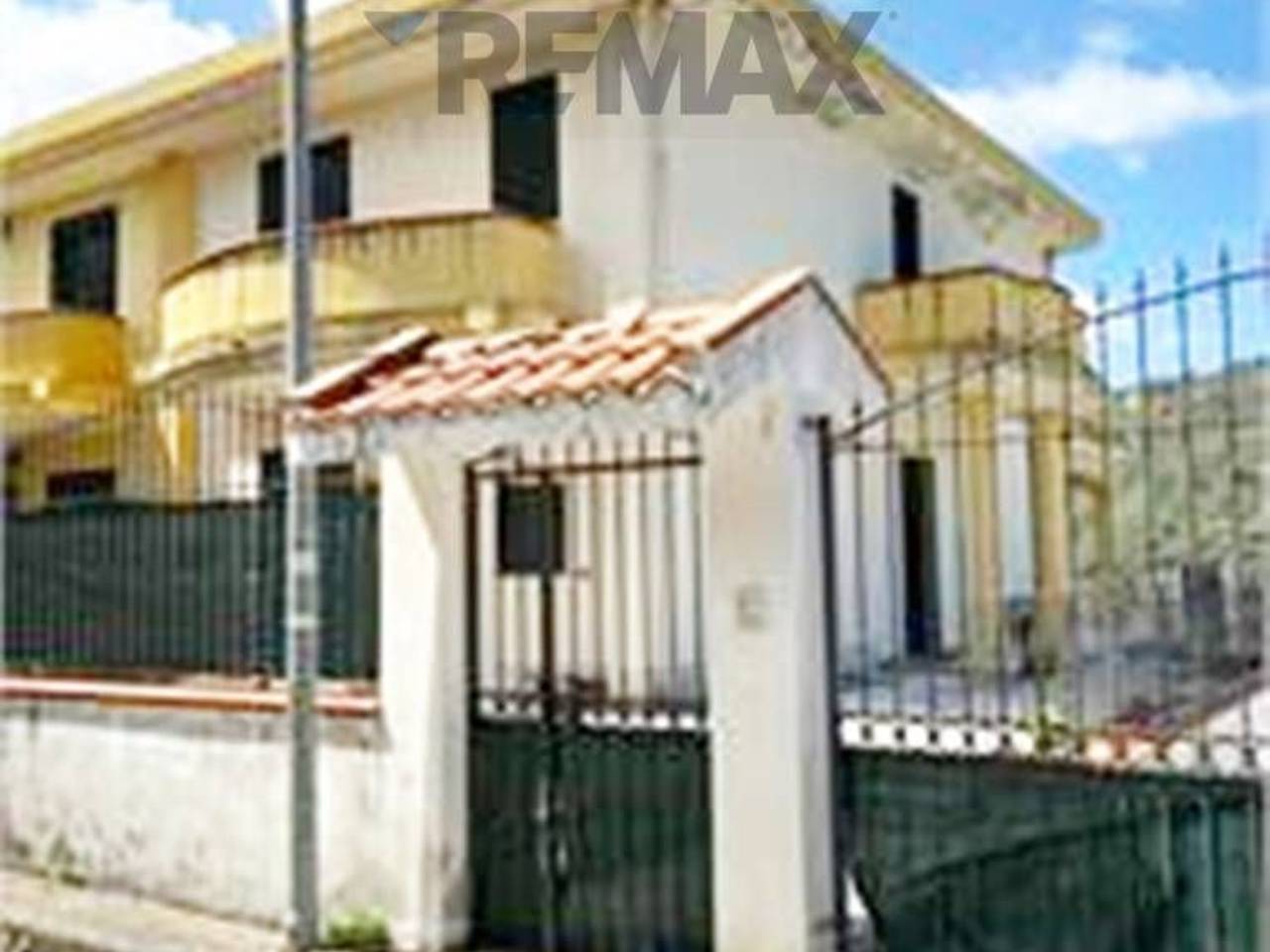casa indipendente in vendita a Saponara