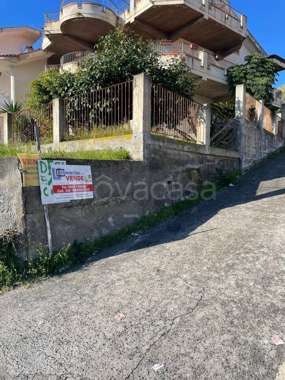 terreno agricolo in vendita a Savoca in zona Scorsonello / Cantidati