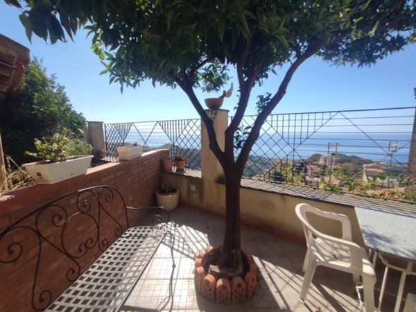 appartamento in vendita a Savoca