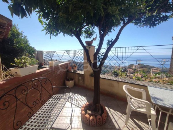 appartamento in vendita a Savoca