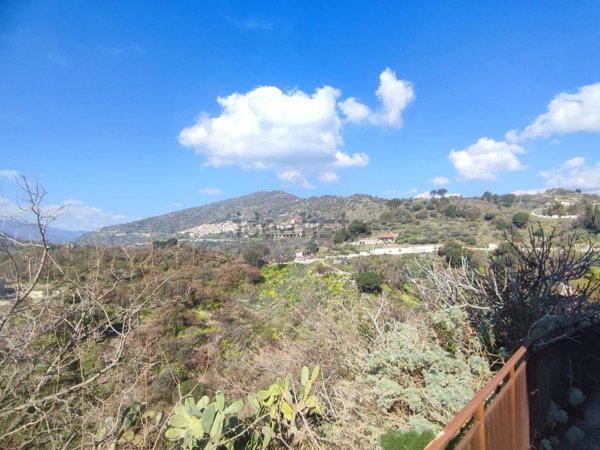 appartamento in vendita a Savoca