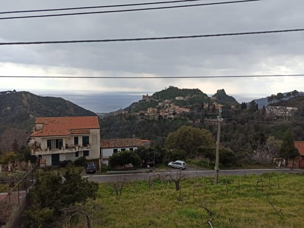 mansarda in vendita a Savoca in zona Cucco